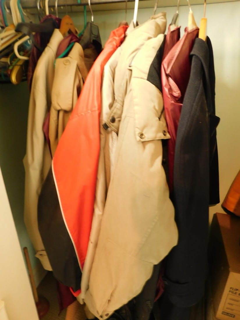 Closet of Clothes: Closet of Clothes, including: Burberry and over coat, Burberrys two piece 100% wool suit, Claiborne and 3XL Harbor Bay winter jackets, Misty Harbor and London Fog over coats, no size tags on custom cl