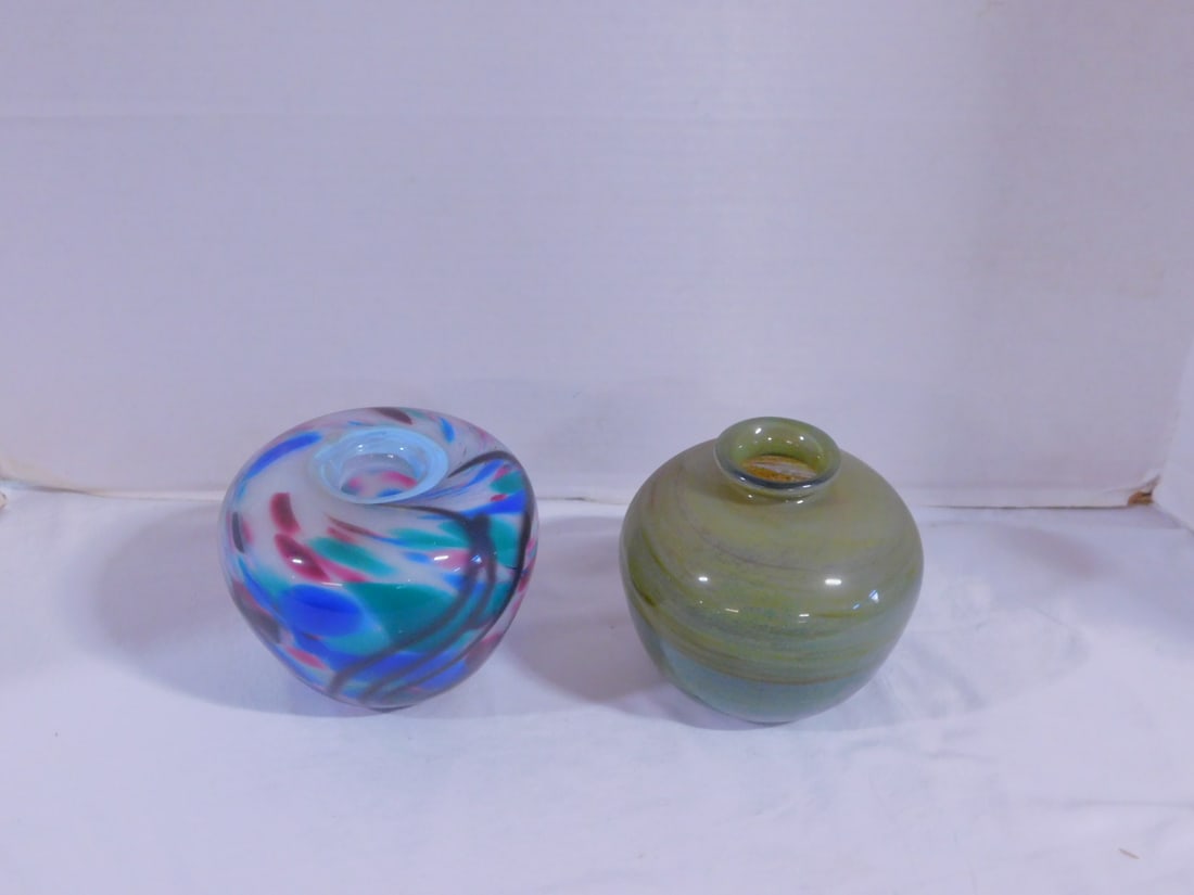 2 Studio Glass Vases (1 of 7)