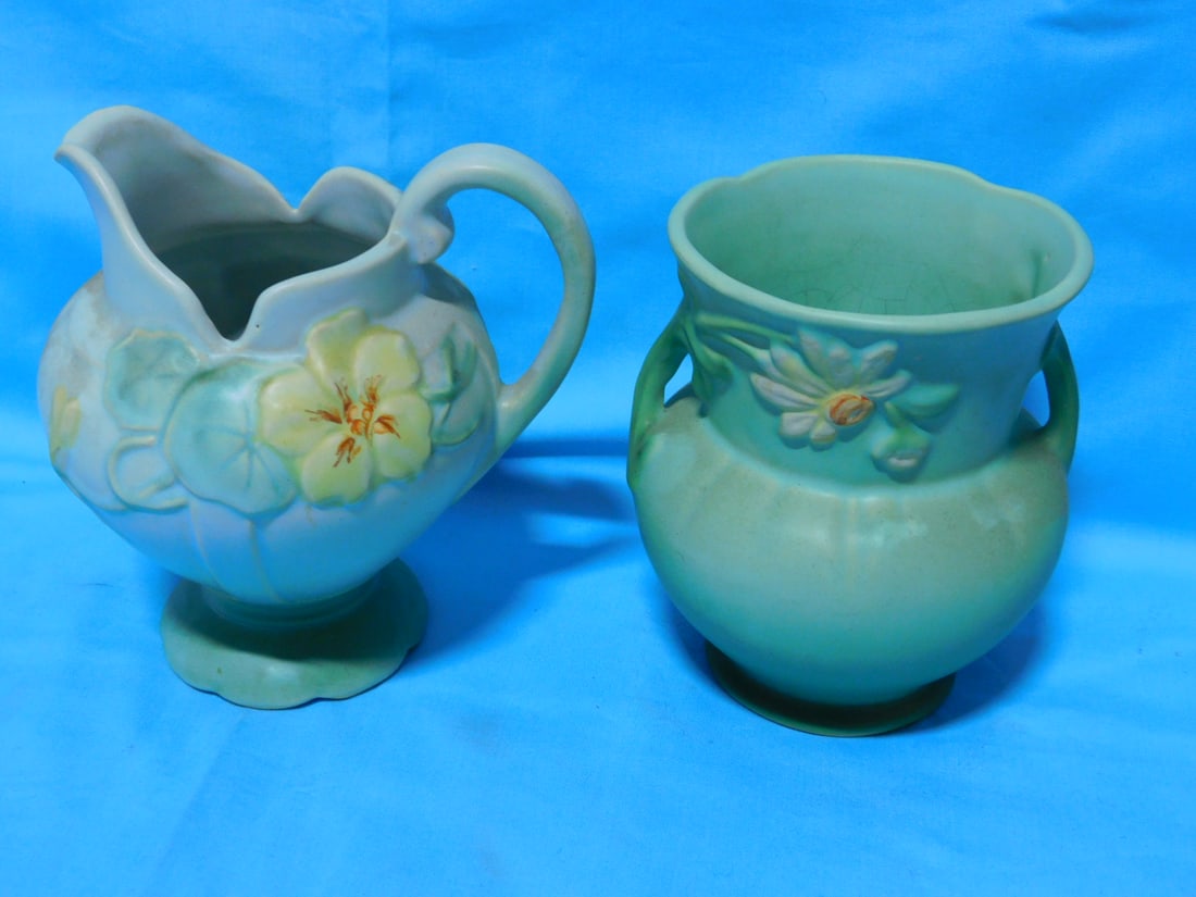 2 Weller Vases (1 of 3)