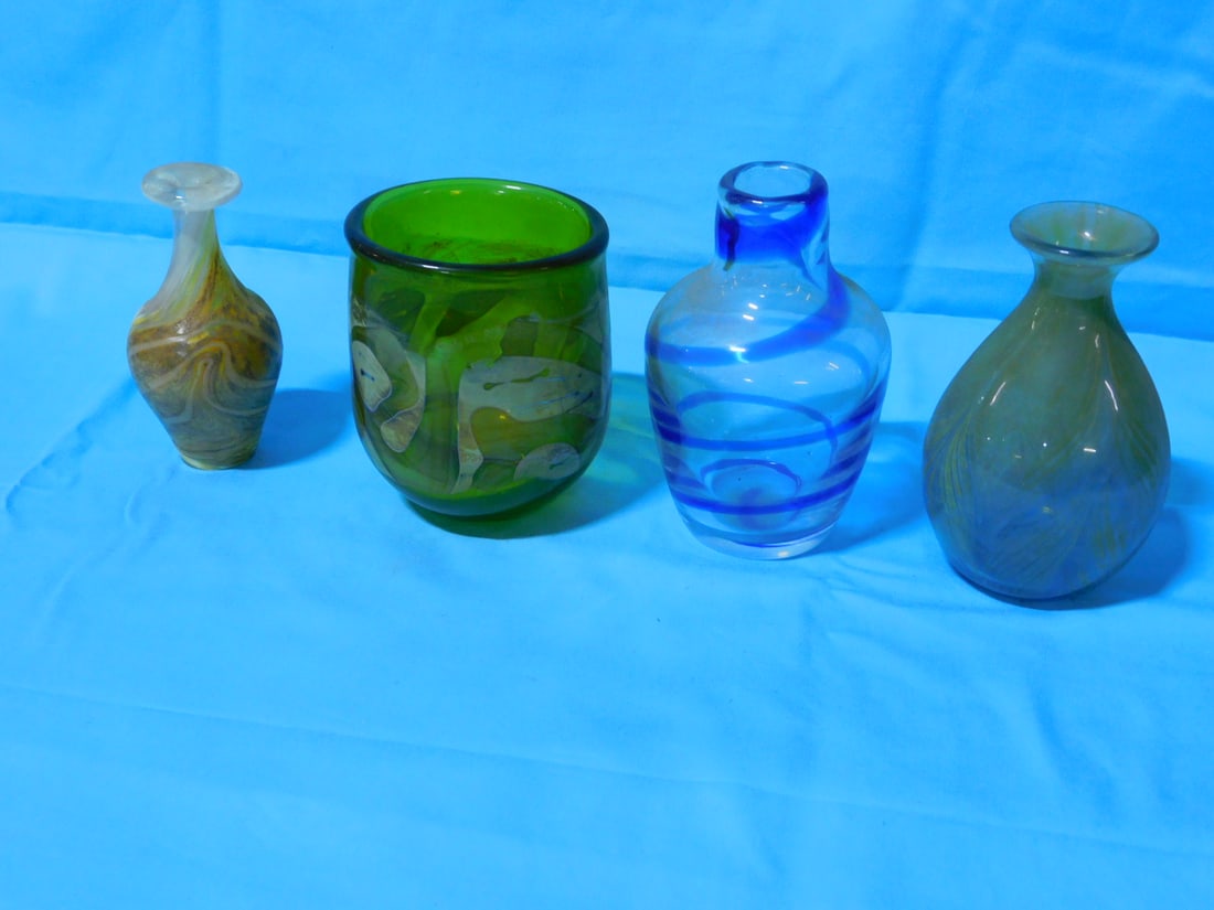 4 Contemporary Art Glass Vessels: Four Contemporary Art Glass Vessels, includes: Brent Cox 1980 yellow interior swirl glass vase, 4 3/4"h, 3 3/4"d, R.L. Iomo swirl patter vase 5"h, Gonzalez signed pale green feather vase, 5 1/2"h and 