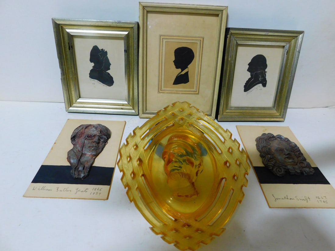 Silhouettes & Portrait Plaques (1 of 4)