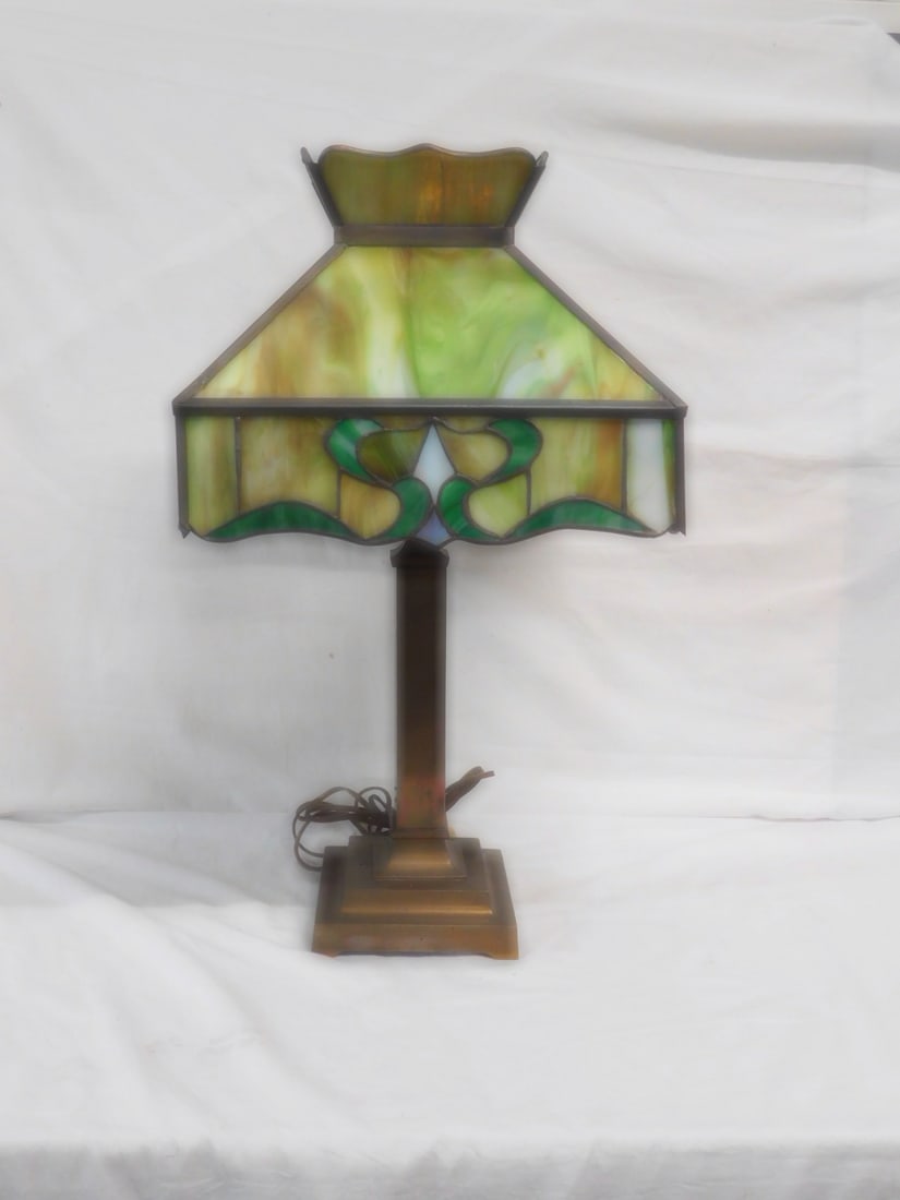Slag Glass Table Lamp (1 of 8)