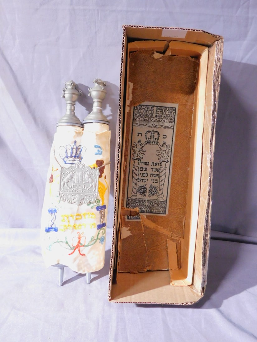 Youth Size Sefer Torah: Youth Size Sefer Torah, paper scrolls, embroidered Torah mantle, silver toned metal Rimonim (finials) and breast plate, approx. 13"l, remnants of original paper box, early 20th. [39] CONDITION: Very g