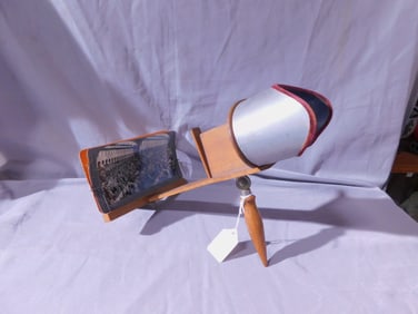 Stereopticon with Jewish Slides