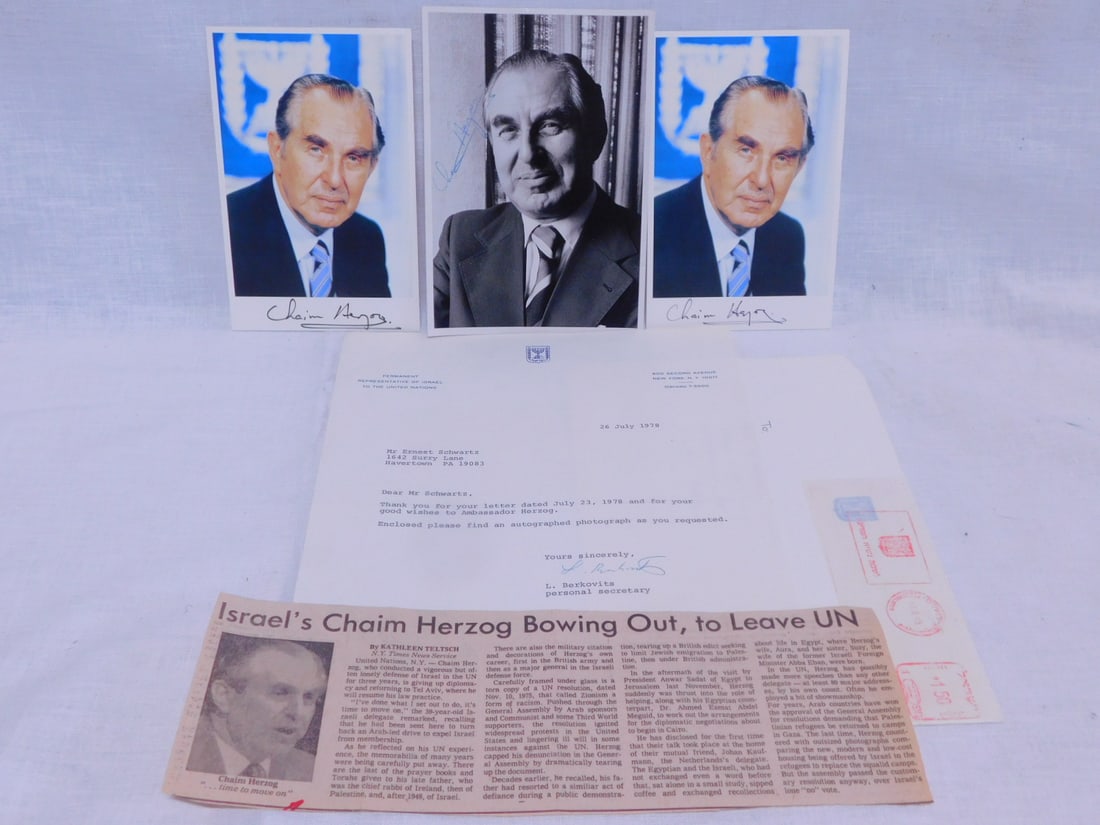 Chaim Herzog - Ephemera: Chaim Herzog - Ephemera 1918 - 1997, 6th President of Israel and Ambassador, includes: three signed photos 4" x 6 1/2" and 4 1/2" x 6 3/4", letter of acknowledgement from personal secretary and news c