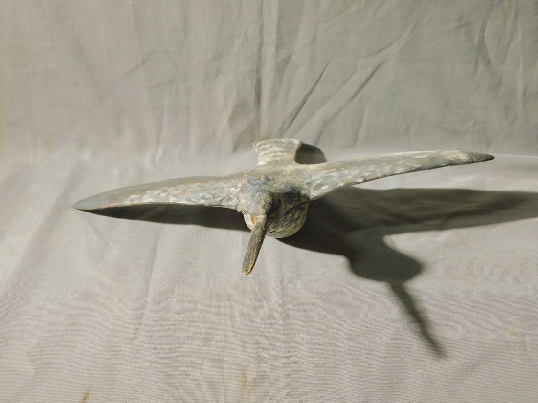 Shore Bird Carving (1 of 7)