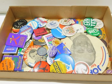 Lot 1960's Campaign & other buttons