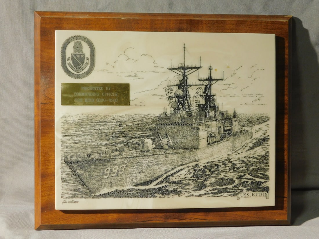 U.S. Navy Ship Plaque: U.S. Navy Ship Plaque, U.S.S. Kidd, DD6 - 993, NIL, SINE MAGNO LABORE, etched plastic, artist (in plaque) John Wills ? 87 (bottom left), 10" x 8" with presentation plaque "Presented by Commanding Offi