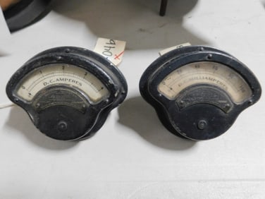 Pr Antique Mil - Ammeters