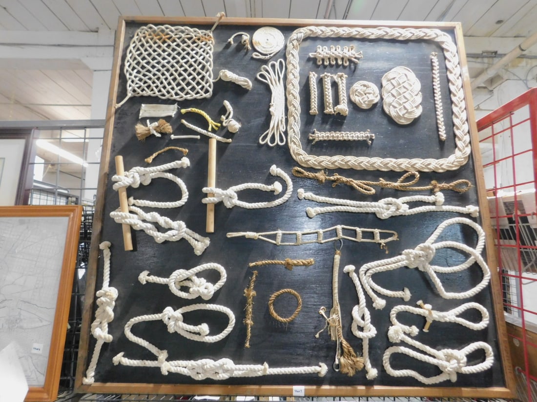 Large Knot Board Display (1 of 3)