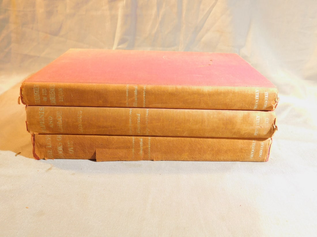 3 Privately Printed 1930s Book: Three Privately Printed 1930s Book for Rarity Press, New York, NY including: Daphnis & Chloe (1931), The Mimes of The Courtesans, (1931) and The Lorie Books of Ovid (1930), all heavily illustrated, no