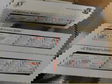 3 GE Electric Ballast
