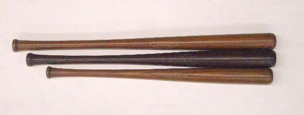 1940's Miniature Souvenir Baseball Bats: Three 1940's miniature souvenir wood Baseball bats, includes: 16" Hillerich and Bradsby Louisville Slugger 40 Charlie Keller, 18" Hanna Batrite & 19" Hillerich and Bradsby Louisville Slugger 40. CONDI