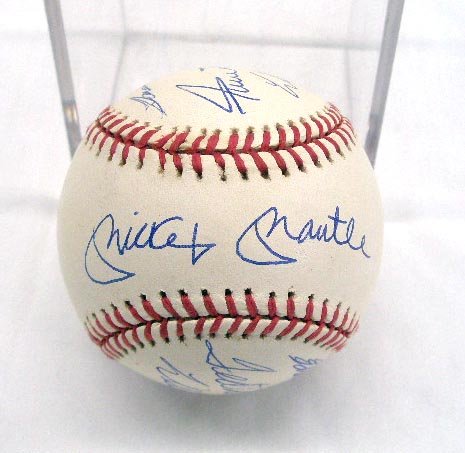 500 Home Run Hitters Signed Baseball: 500 Home Run Hitters signed Bill White Official National League Baseball with cube holder, no C.O.A. for authenticity or guarantee of signatures. CONDITION: Minor toning, signatures are strong.