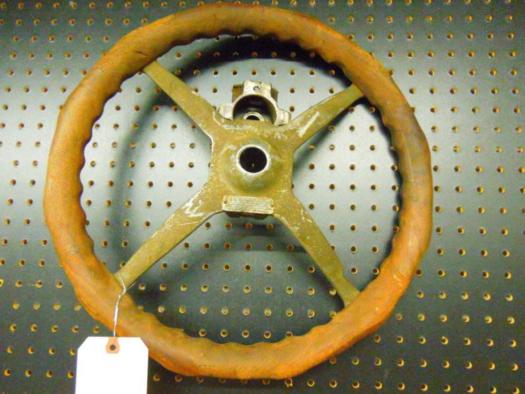 Model-T Ford Steering Wheel Made By Fox Auto Prod.: Model-T Ford Steering Wheel Made By Fox Auto Products. Condition: Fair Used, might be missing parts.