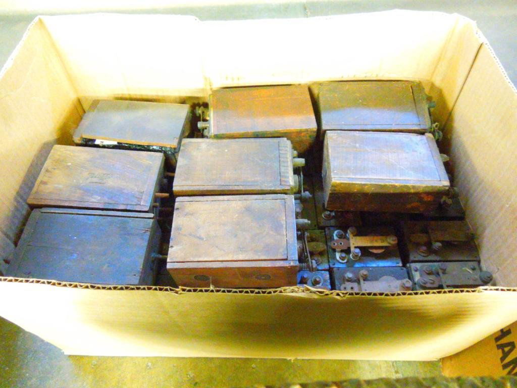 Large Lot Of Model-T Ford Ignition Coils: Large Lot Of Model-T Ford Ignition Coils. Condition: Fair used. Coils have not been tested.