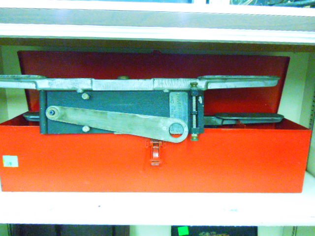 Vintage Snap-On Camber Tool Set: Vintage Snap-On Camber Tool Set. Condition. Fair used.