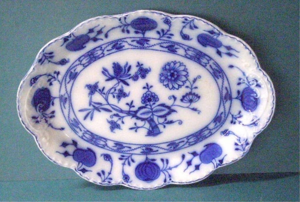Johnson Bros. Flow Blue Platter: Johnson Bros. English semi-porcelain Flow Blue Holland pattern 14" serving platter. CONDITION: Very good with minor wear.