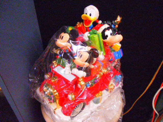 Christopher Radko - Disney Cookie Jar: Christopher Radko, Disney cookie jar, "Home for the Holidays", with original box. CONDITION: No issues noted.