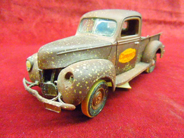 1940 Die Cast Truck: Franklin Mint 1940 Die cast Ford pickup truck with auto salvage theme with distressed look. CONDITION: No issues noted, see description.