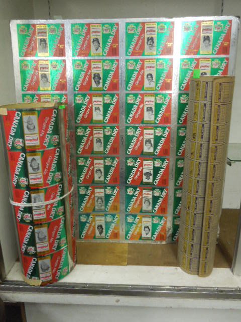 (3) Uncut Baseball Sheet: (3) Uncut Baseball sheets; includes: 1976 Phillies Canada Dry Aluminum used in can constructions; 1979 Phillies Canada Dry foil over cardboard; and 1979 Topps Football Sheets. CONDITION: Aluminum with