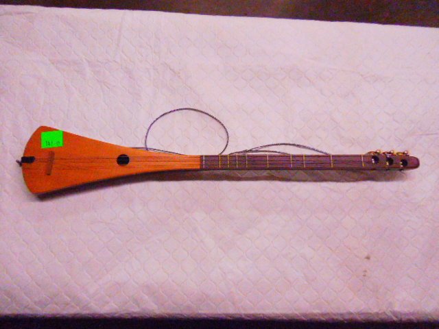 Mc Nally Strum Stick (1 of 3)