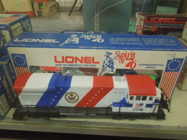Lionel Spirit of 76 Train set: including; engine # 6 - 1776, cars include # 6 - 7607, 6 - 7600, 6 - 7609, 6 - 7611, 6 - 7601, 6 - 7602, 6 - 7606 and 6 - 7603, with original boxes Condition; used showing minor wear