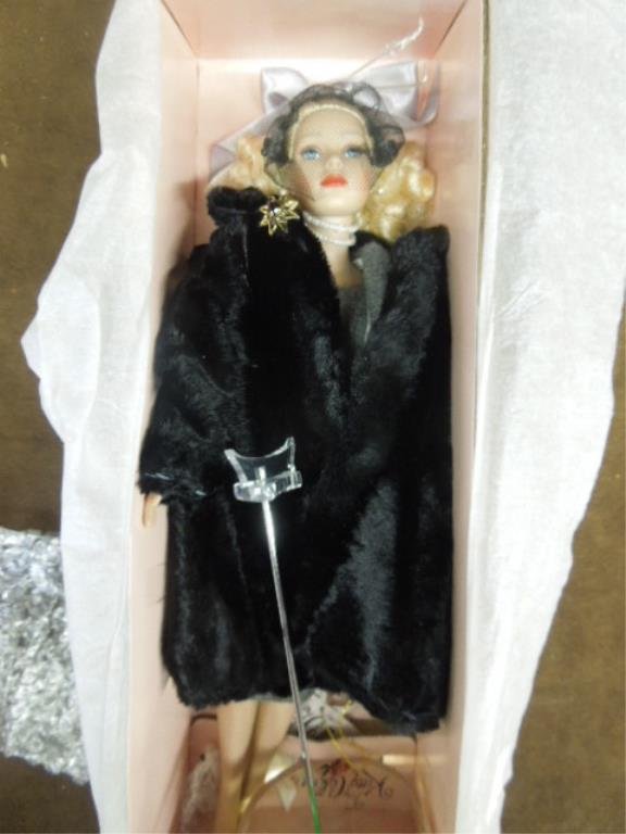Tiny Kitty Collier Doll: Tiny Kitty Collier doll, "Winter" limited edition 750, exclusively for the Toy Shoppe by Tonner Doll Company with certificate of authenticity. CONDITION: In box, very minor wear.
