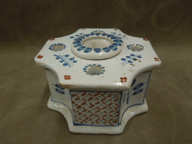 French Faience Pottery Inkwell: French Faience pottery inkwell, floral hand painted design, open inkwell insert, 4 1/4" x 4 1/4" x 2 3/4" height, no makers markings, 19th / 20th C. CONDITION: Minor roughness around pen holes and edg