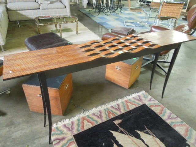 Modern Crafts Sofa Table: Modern crafts sofa table, cherry tiger grained veneer over laminated wood, & slat top with staggering wave center, upon a dark hardwood, base w/4 cabriole legs, late 20th c. 12 1/4" x 6 3/4" x 30". CO
