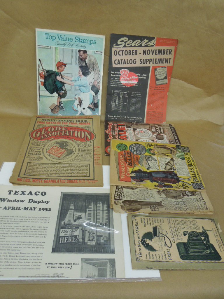 Lot Vintage sales catalogs: Lot Vintage sales catalogs, 1930's - 50's including; Top Value Stamps, Sears catalog and Sears supplement, Globe Association, Jim Browm, Reliance Sales Corp. Bellas Hess, plus 2 magazine pages - Texac