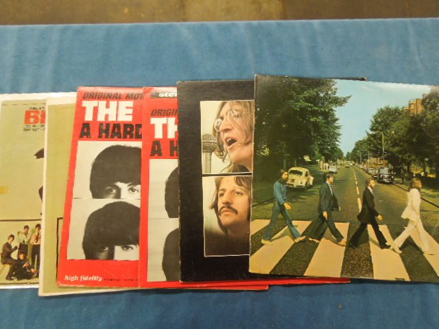 6 Beatles LPs "Abbey Road", "Beatles '65", etc: Lot of six Beatles LPs, including: "Abbey Road" - Apple - SO-383, "Let It Be" - Apple - AR-34001, "Hard Day's Night" (2) - United Artists - UAS-6366 UAS-6366A, UAL - 3366B, "Beatles '65" (2) Capitol -
