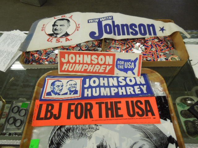 Large Lot Johnson political campaign items: Large Lot Johnson political campaign items featuring; 100's of Johnson - Humphrey campaign buttons, plus plastic bags, bumper stickers and pennant Condition; no issues noted