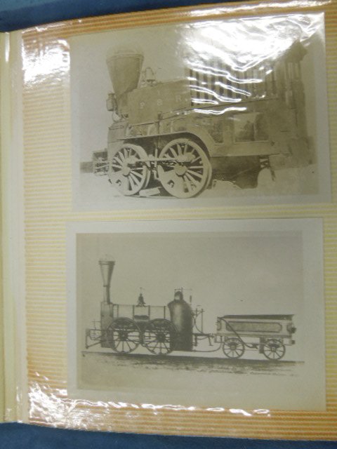 125+ 5" x 7" Train engine Photos: 125+ 5" x 7" train engine photos, black & white, many with people from late 19th C. to mid 20th C., plus four 5" x 7" train wreck photos. CONDITION: Minor wear.