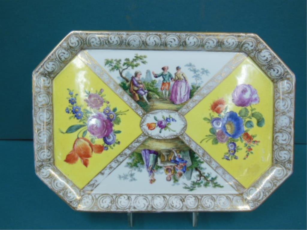 Old Paris Dresser Tray: Old Paris dresser tray, two courting type scene panels & two floral panels on yellow ground, scroll gilt borders, approx. 9" x 13". One border has some gilt loss. CONDITION: Very good, just minor loss