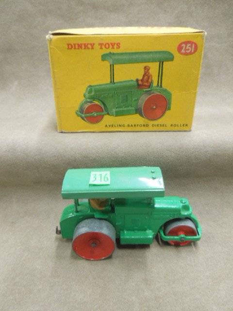 Dinky Toy Diesel Roller # 251: Dinky toys #251, Aveling-Barforddiesel roller, green with red & gray wheels & figure, original box, 4 1/2", mid century. CONDITION: Box has some wear, minor wear to roller.