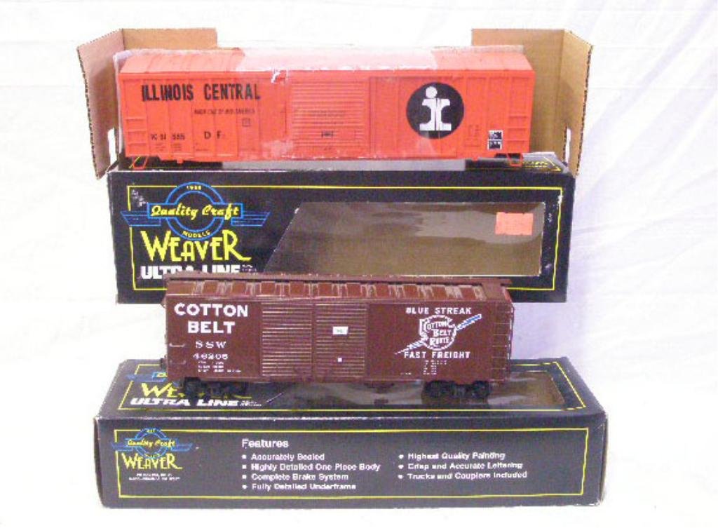 Weaver 3-Rail Trains: Two Weaver Quality Craft Models,#175276 PRR & #251555 Illionois Central boxcar. Condition: Good