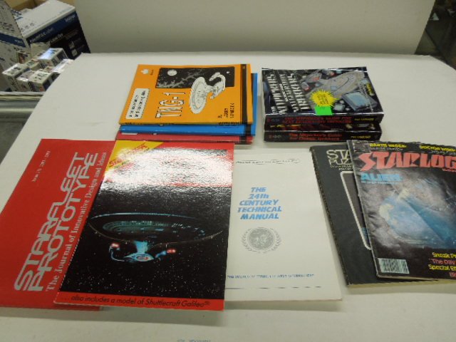 Star Trek soft cover books: Star Trek soft cover books - (3) Concordances (TNG - Vol 1 - 3), (2) Nitpickers guides (Classic and THG), Puzzle Manual, 24th c. Tech Manual, Make a Model and Star Fleet Prototype Condition; minor wea
