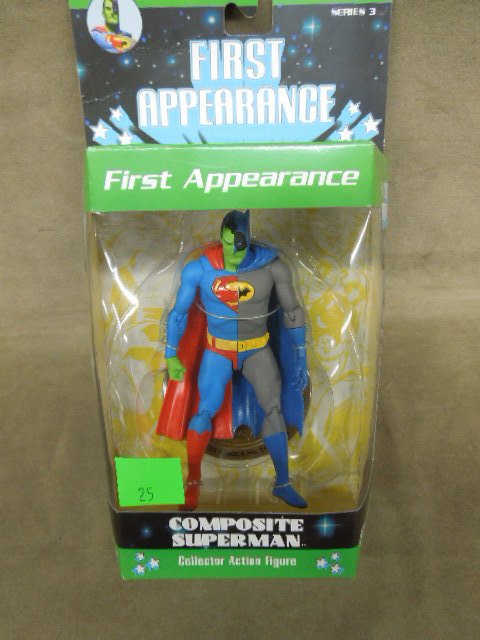 Composite Superman Figure: Composite Superman Figure, series 3 first appearance Superman/Batman. Condition: In original packaging