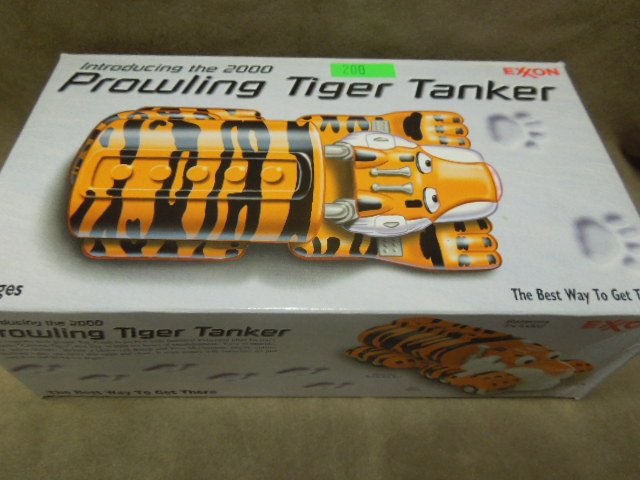 Exxon Prowling Tiger Tanker: Exxon Prowling Tiger Tanker "The best way to get there" Cartoon tiger form 2000. Condition: In original box