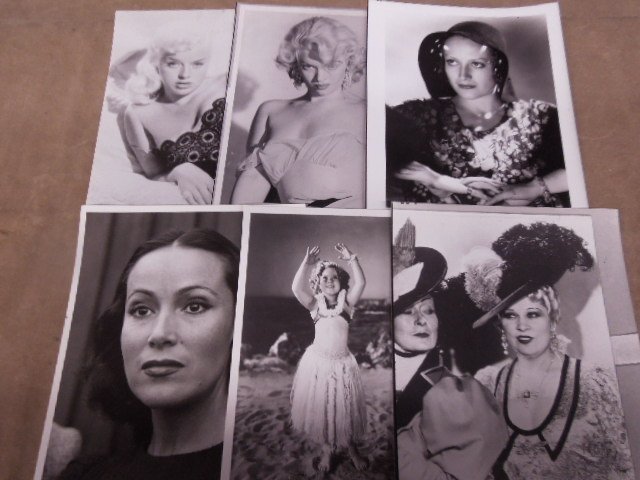 6 Movie Star photos: 6 Movie Star photos, black and white, 8 x 10 including Mae West, Jean Fairbanks (signed in photo), Shirley Temple, (2) Diana Dors and Delores del Rio Condition; no issue noted