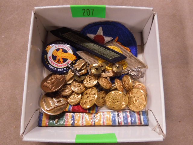 Military Uniform buttons & other: Military Uniform buttons & other including; brass military uniform buttons and cuff links, Army Corp of Engineers uniform insignia, (2) bar ribbons, (3) prop and wing pins, (2) "ruptured duck" service