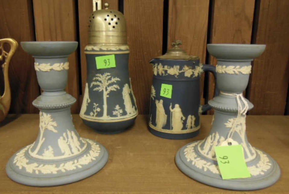 4 Wedgwood blue Jasperware Pieces (1 of 1)