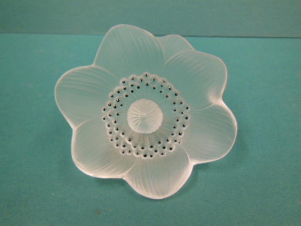 Lalique Flower "Anemone" (1 of 3)