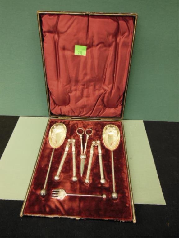 Boxed English Silver Plated Serving Set (1 of 4)
