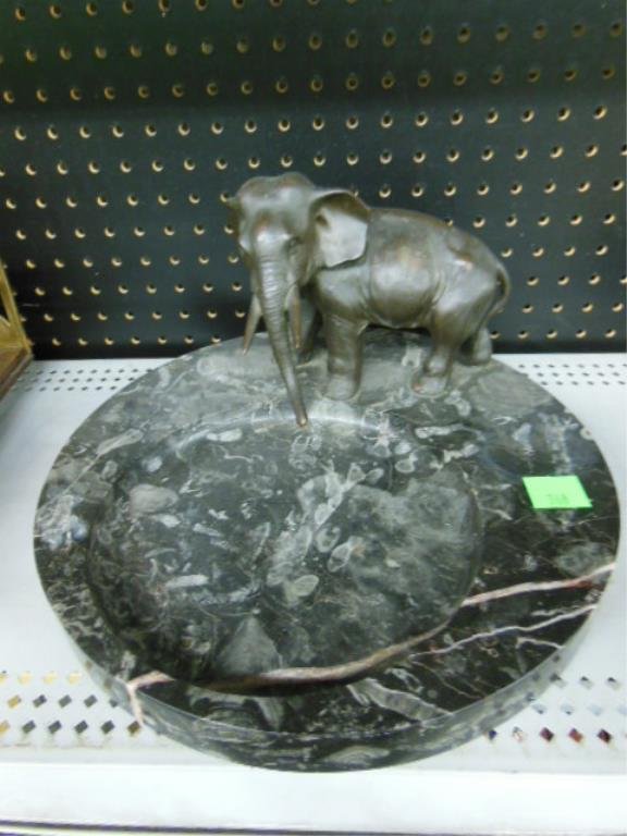 Deco Bronze Elephant Ash Tray (1 of 2)