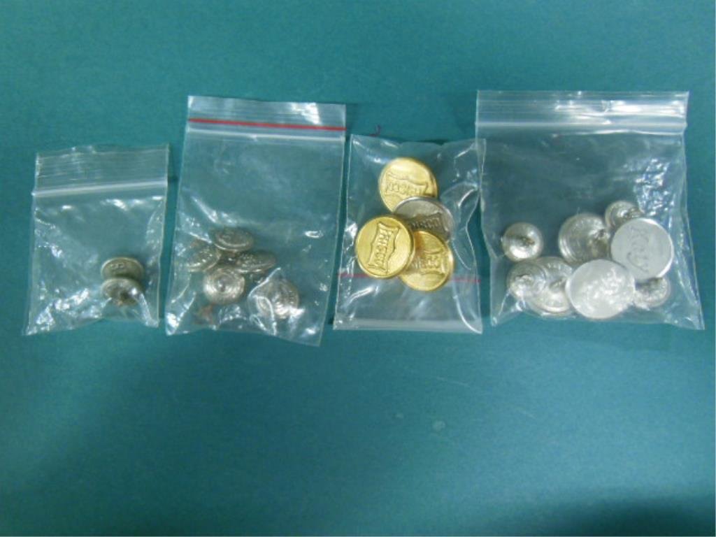 4 Lots of RR Uniform Buttons (1 of 4)