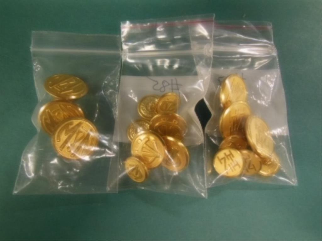 3 Lots of RR Uniform Buttons (1 of 5)