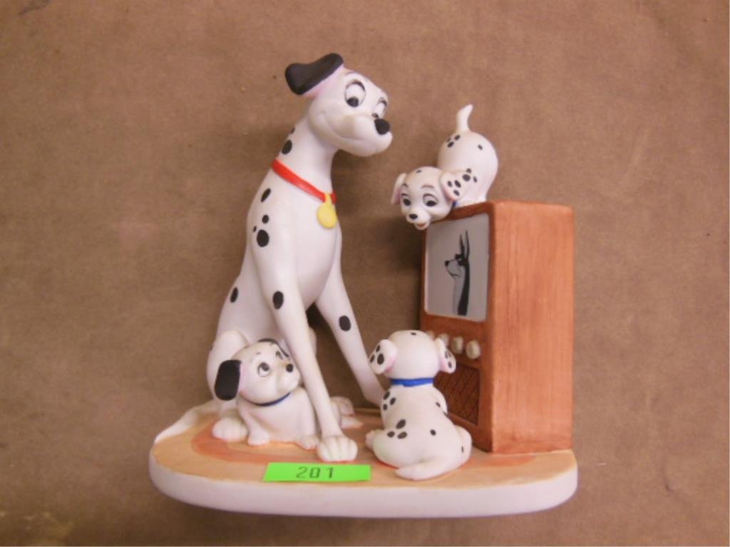 Disney Magic Memories porcelain figurine (1 of 4)