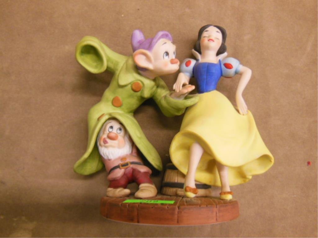 Disney Magic Memories porcelain figurine (1 of 3)